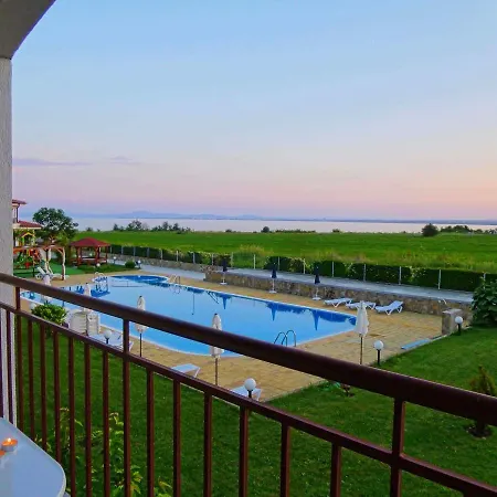 Apartment Panoramic Sea View *